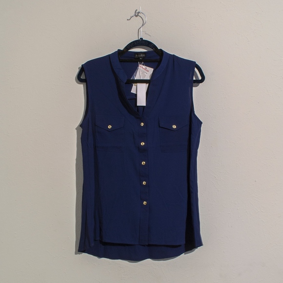 Button Down Sleeveless Blouse - Picture 1 of 2